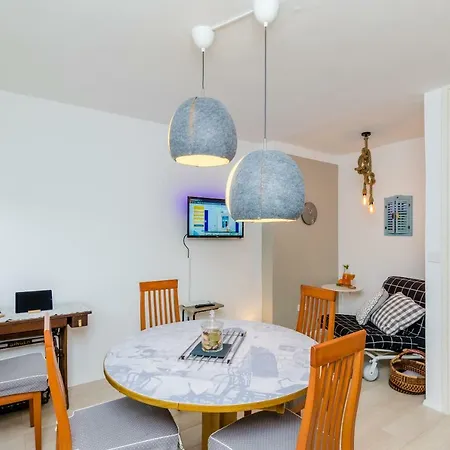 Apartment Maskeron *